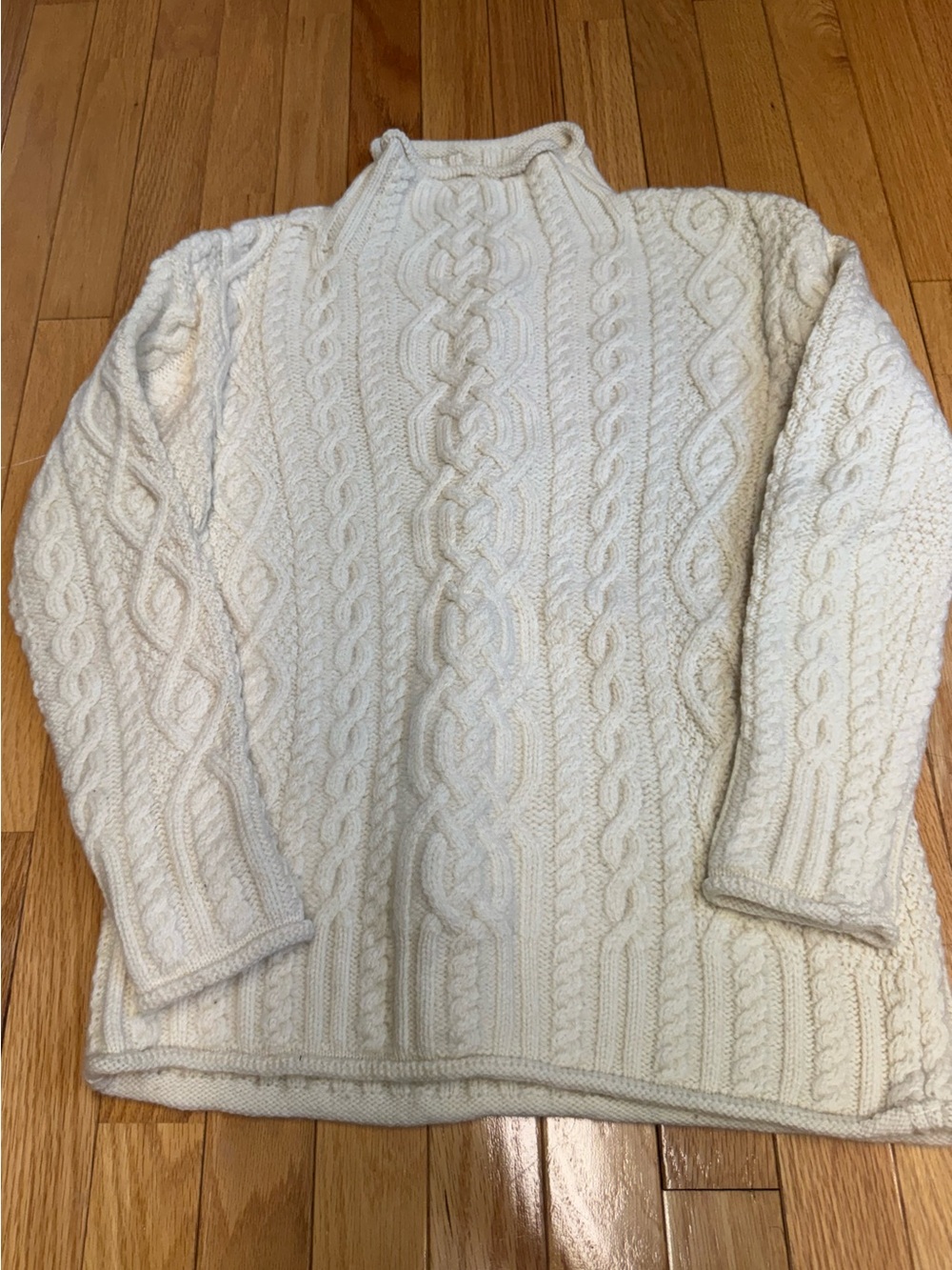 Aran Crafts 100% Merino Wool Irish White/ Cream Mock Neck Sweater size M